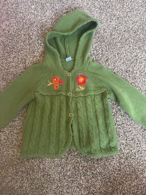 Vintage Kids Play Girl Green Hooded Knit Cable Jacket with Floral Embroidery 5